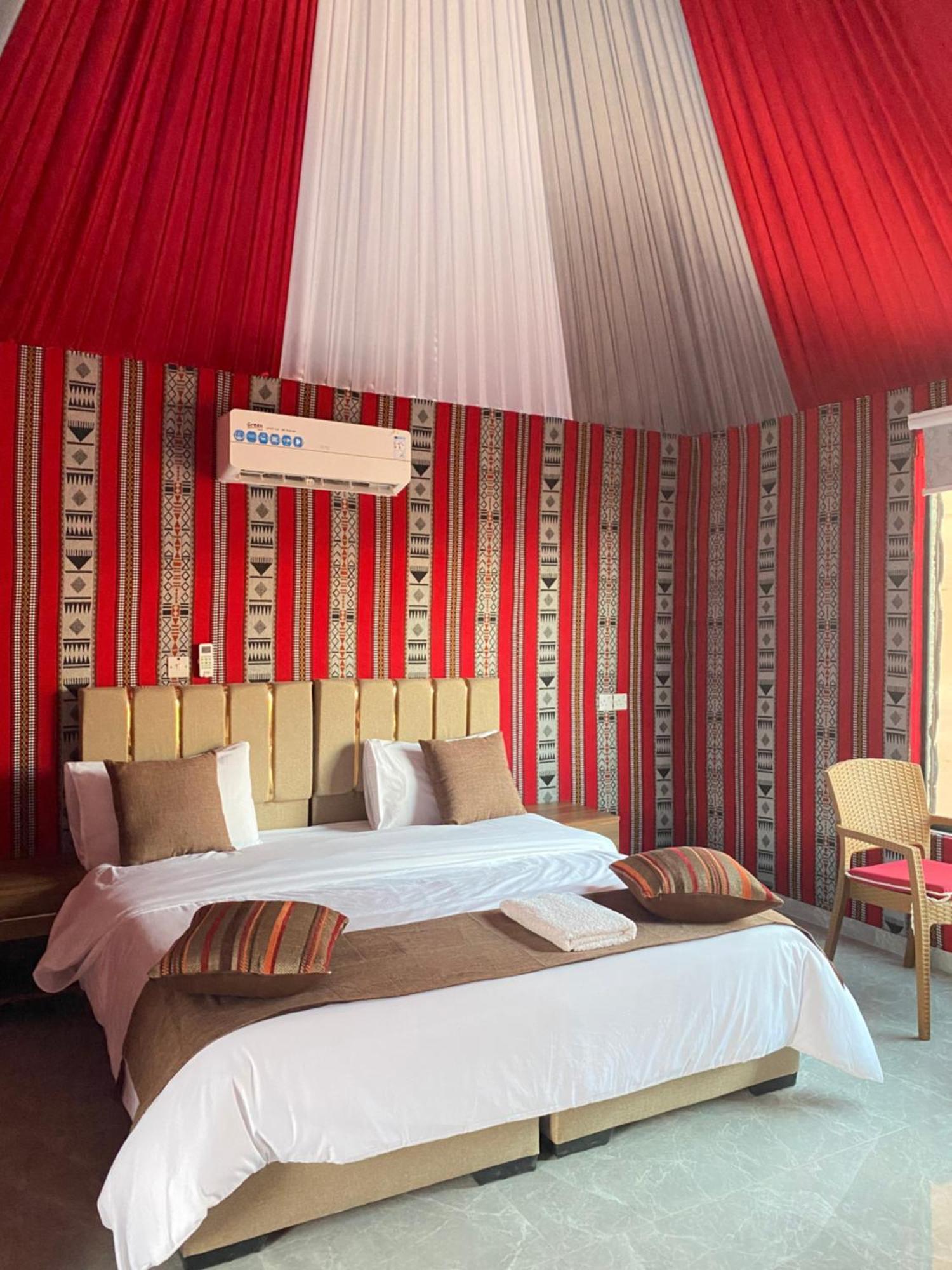 Tamim Luxury Wadi Rum Camp Экстерьер фото